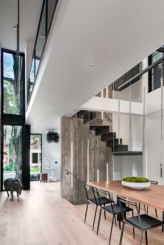 Una Casa Moderna Inspirada En Un Granero Antiguo Foto 1