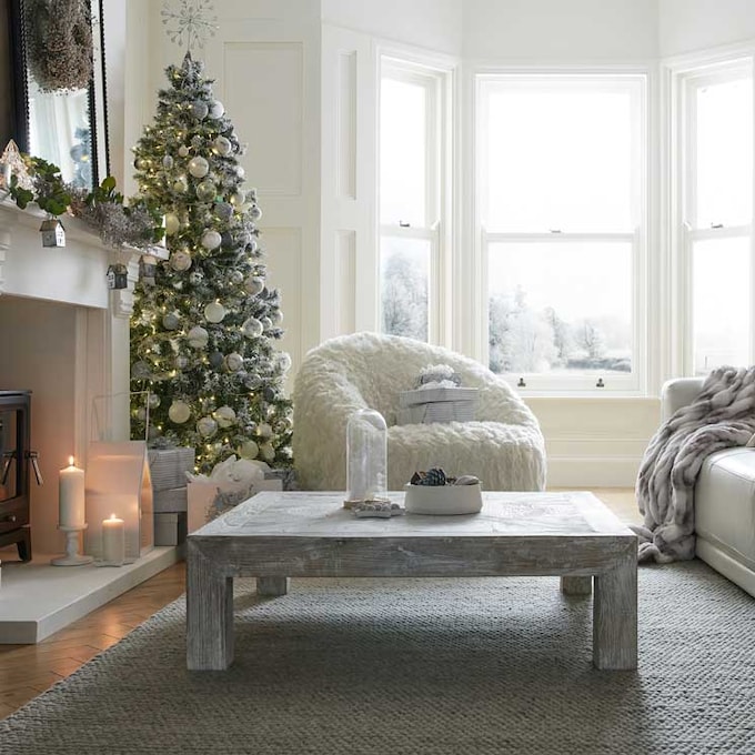Ideas para iluminar tu casa en Navidad sin caer en el 'efecto feria' 