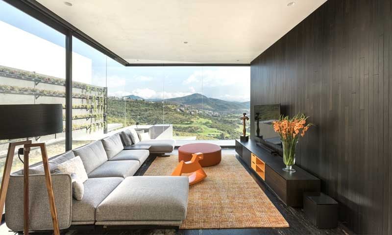 Arquitectura sostenible: Vivir en una casa construida en una roca - Foto 1