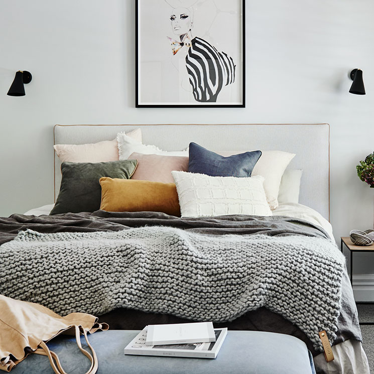 Dale un toque de estilo a tu dormitorio con láminas decorativas