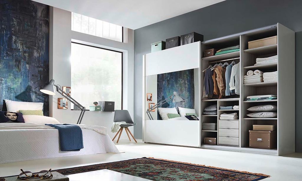 Cómo diseñar el interior de tu armario para que sea práctico y esté siempre ordenado