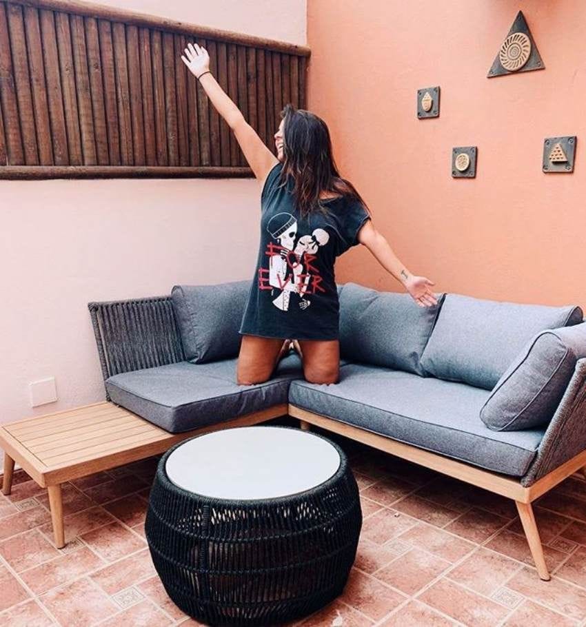 Casas de famosos: la luminosa y cálida casa de Anabel Pantoja en Gran