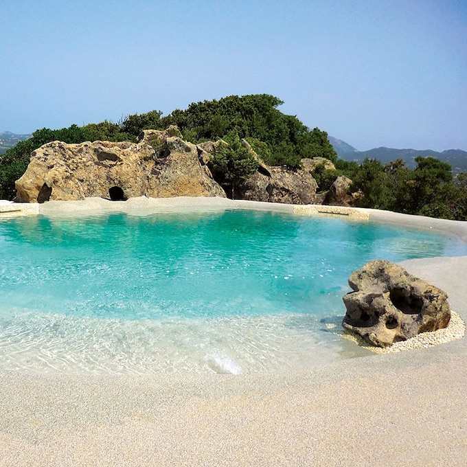 Piscinas de arena: ¿Quieres recrear la playa en tu propia casa?