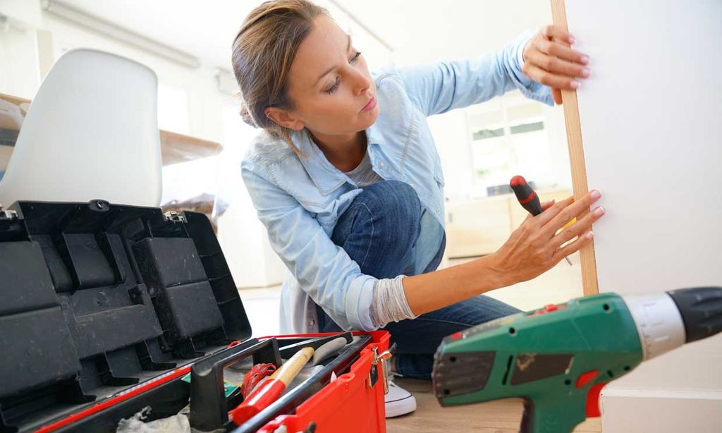 Las herramientas básicas de bricolaje que no te pueden faltar en casa -  Foto 1