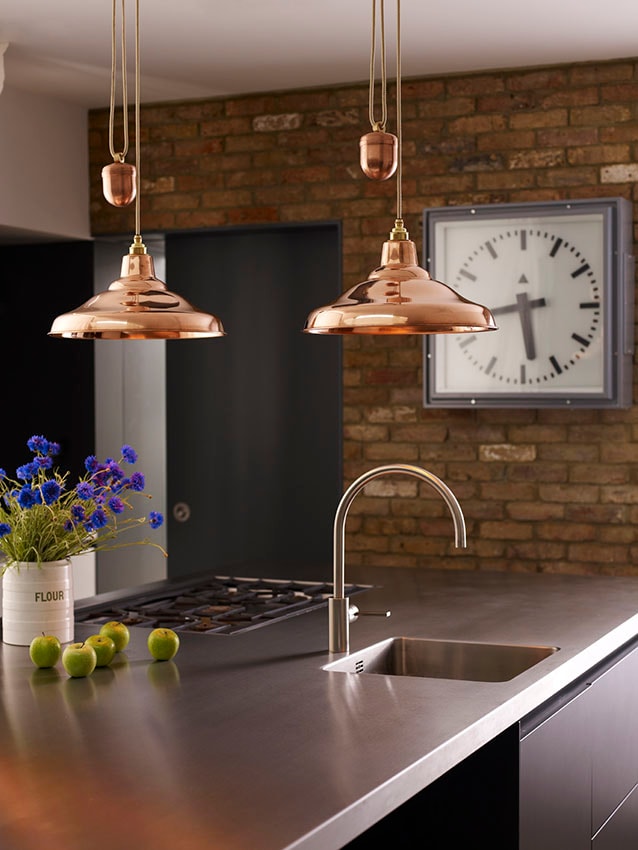 Lámparas, menaje de cocina, muebles...Cómo limpiar tus objetos de cobre