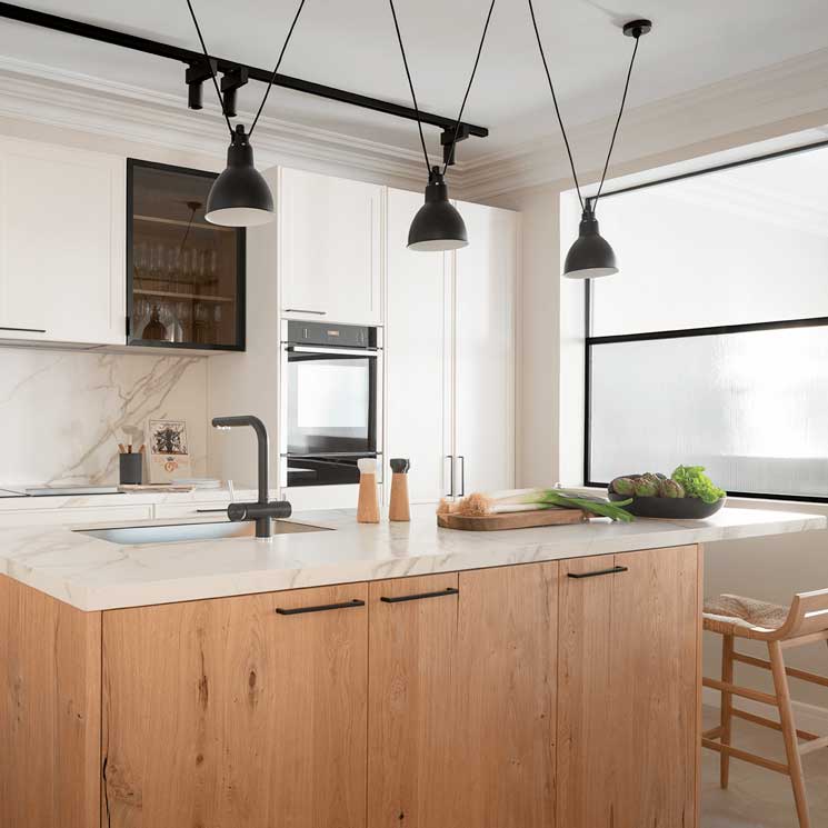 Cocinas modernas con isla y los usos que puedes darle - Foto 1