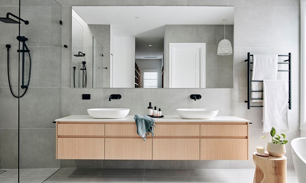Tips para organizar los cosméticos y productos de belleza en el cuarto de baño