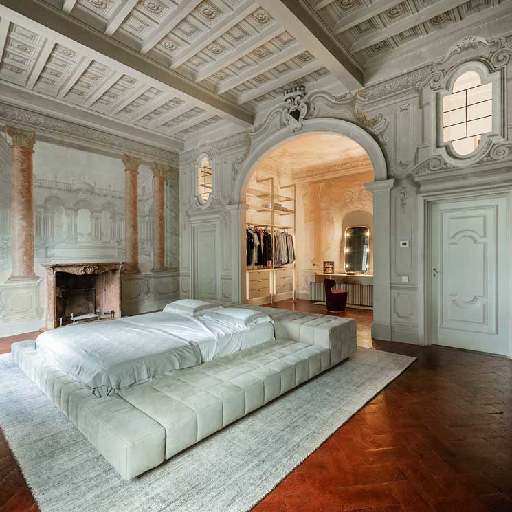 Esta villa renacentista encuentra en el diseño contemporáneo su mejor compañero 