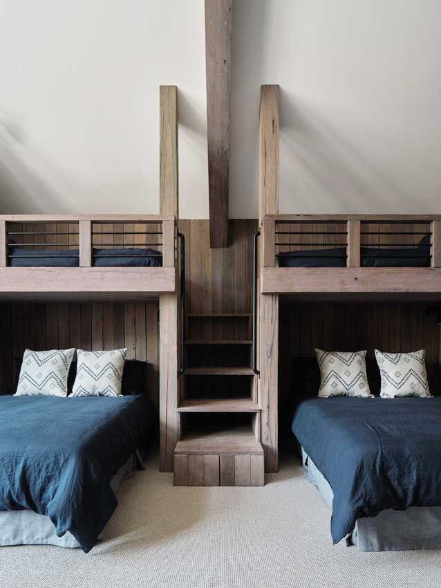 La decoración de interiores de una casa de campo para vivir lejos de la