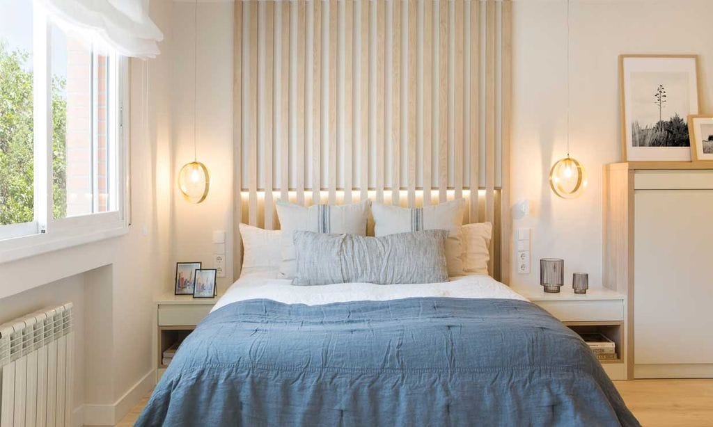 Formas de iluminar la zona de la cama, incluso para leer bien