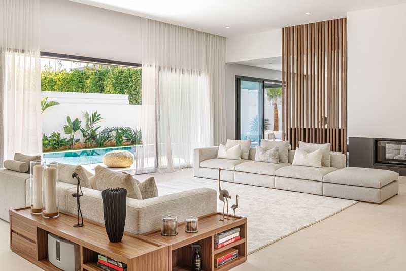 Salones modernos con sofá exento, ¿dónde y cómo colocarlo? - Foto 9