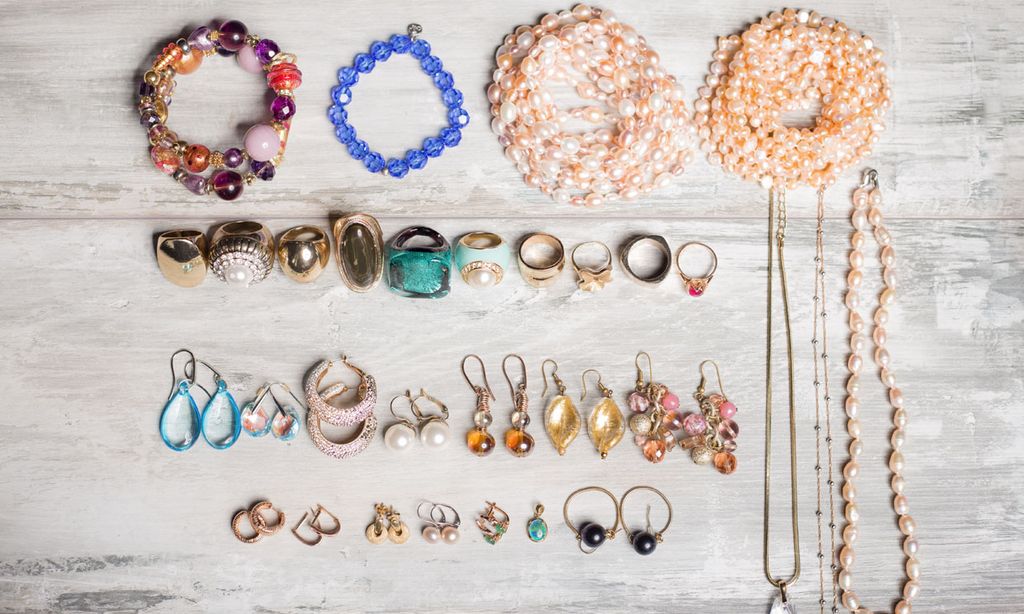Cómo organizar los accesorios de verano y no morir en el intento