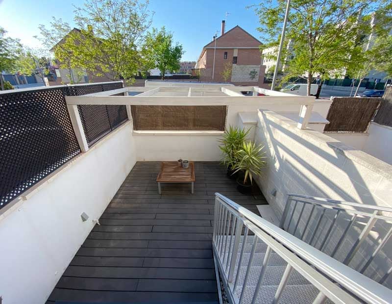 ¿Sabes lo que cuesta reformar un patio pequeño? - Foto 1