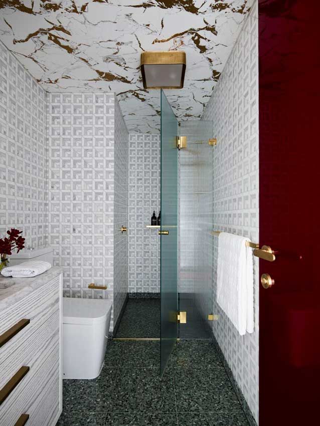 10 baños sorprendentes con decoración en dorado - Foto 1