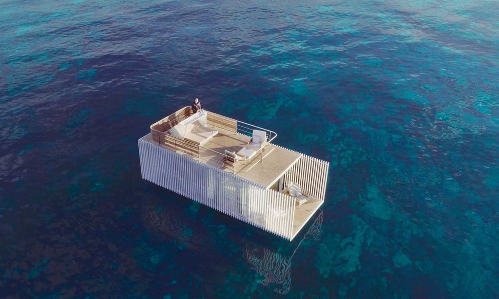 ¿Quieres dormir en una casa prefabricada flotante en mitad del mar?
