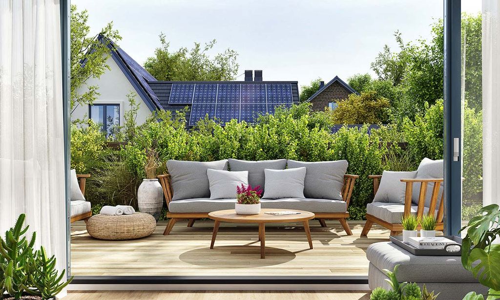 Cómo regar las plantas de la terraza este verano