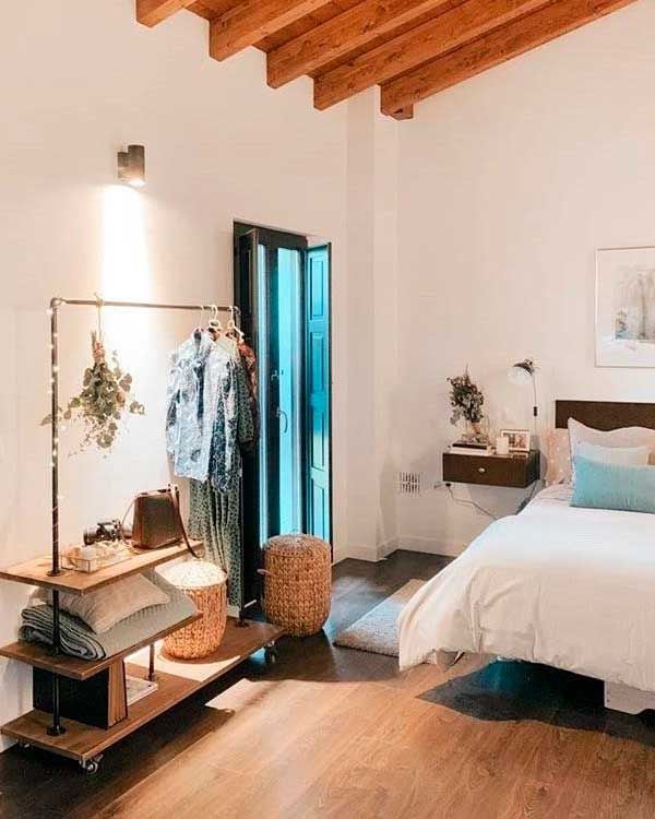 Cómo organizar un armario abierto para que sea estético y funcional