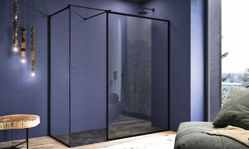 Mamparas de ducha con perfiles negros: lo último para tu baño