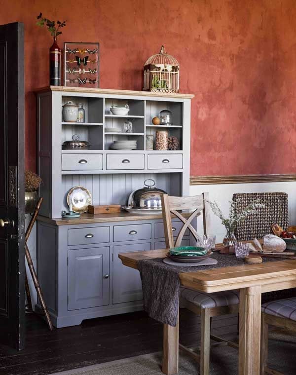 Aparador, alacena, armario... Ideas para guardar y organizar la vajilla