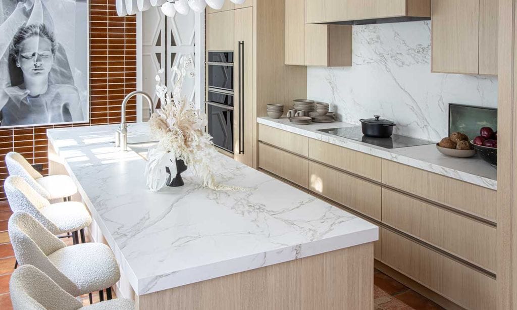 Ideas de decoración para darle un toque original a una cocina blanca