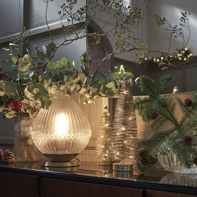 Cómo iluminar tu casa (con magia) esta Navidad: 10 ideas deslumbrantes
