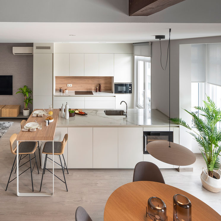 Cocina Abierta Con Muebles En Blanco Y Barra De Desayunos Foto 1 Cocina Abierta Con Muebles En Blanco Y, Santiago Kitchen Island