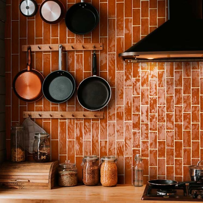 10 ideas ingeniosas para dar estilo y funcionalidad a las paredes de tu cocina 