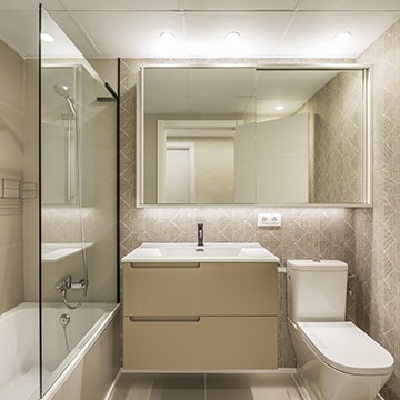 7 muebles de baño que quedan bien en un baño blanco: ¡son una