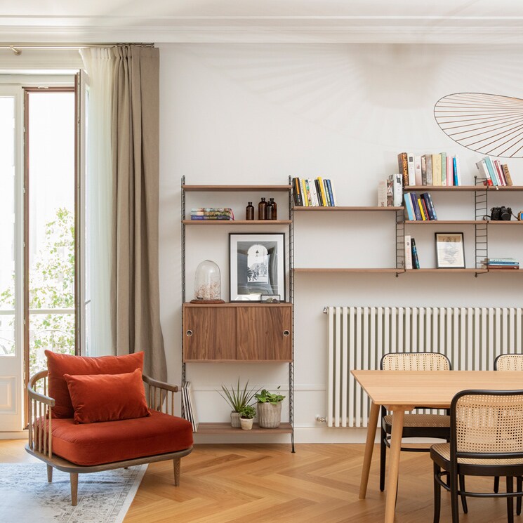 Este piso en Barcelona es un ejemplo ideal de cómo aplicar el estilo ecléctico en decoración