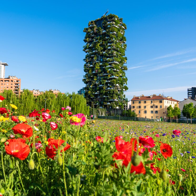 La arquitectura sostenible reivindica los edificios de viviendas con abundante vegetación