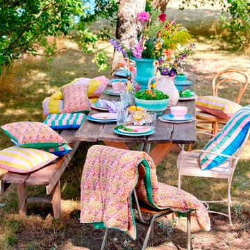 10 ideas para montar la mesa en el jardín