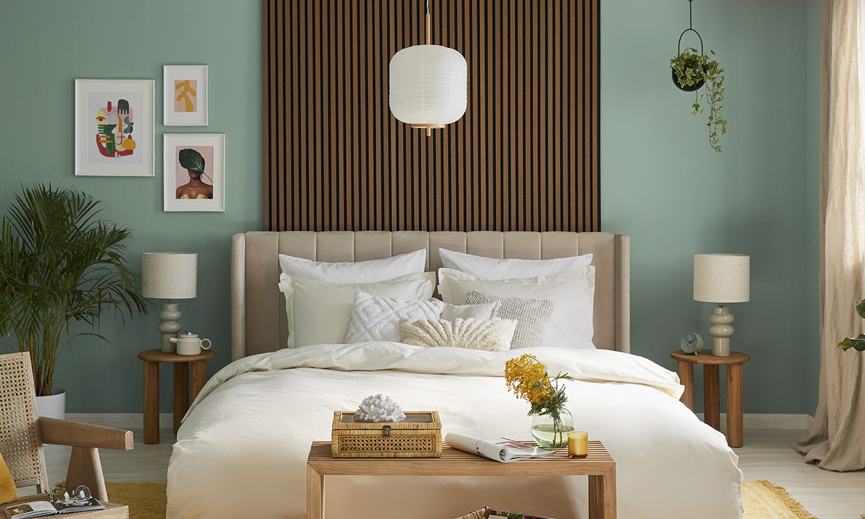 10 ideas para decorar el dormitorio con cuadros y darle tu toque personal