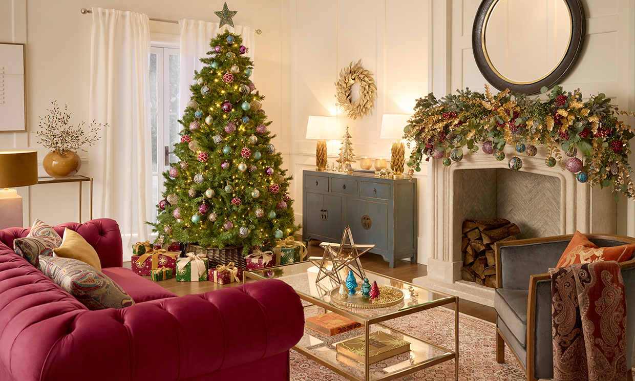 Más allá del árbol de Navidad: ideas para decorar otros muebles de la casa