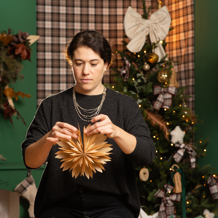 Adornos navideños: Cristina Velasco Mora te explica cómo hacer una preciosa estrella de Navidad