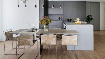 Un dúplex de 190 m2: diseño puro en una vivienda con una cocina abierta espectacular