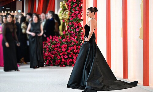 La nueva generación de actrices se atreve a innovar en la alfombra roja de los Oscars