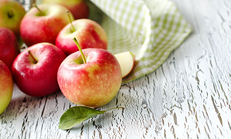 ¿Por qué la manzana te ayuda a prevenir la osteoporosis?