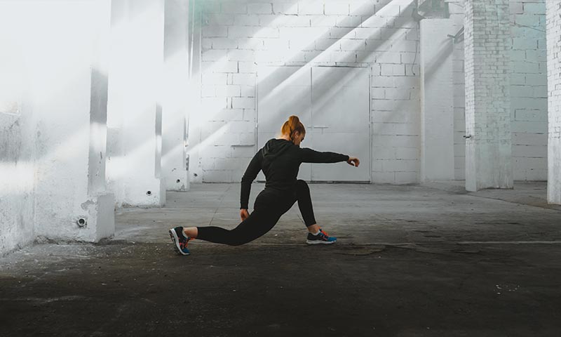 Descubre el 'budokon', el yoga combinado con artes marciales