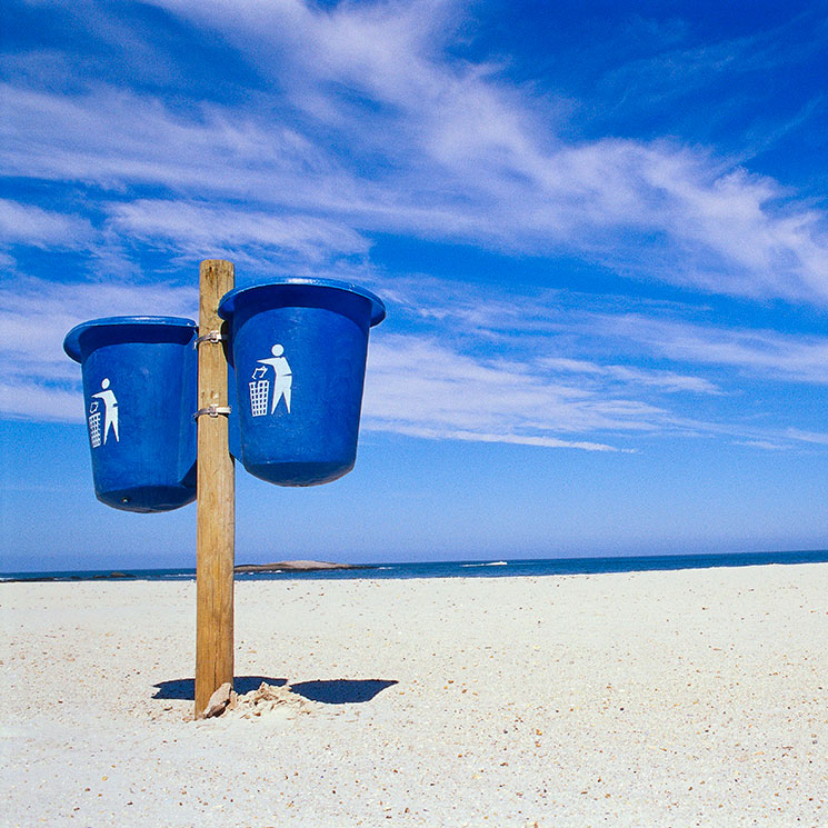 Cómo evitar la contaminación en una jornada de playa