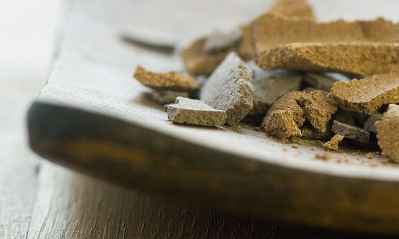 Teñirte con barros y óleos, beneficioso para tu pelo y para el medio ambiente