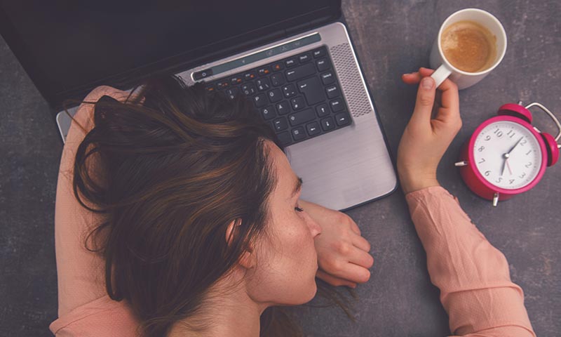 Los científicos creen que te hace falta una buena siesta