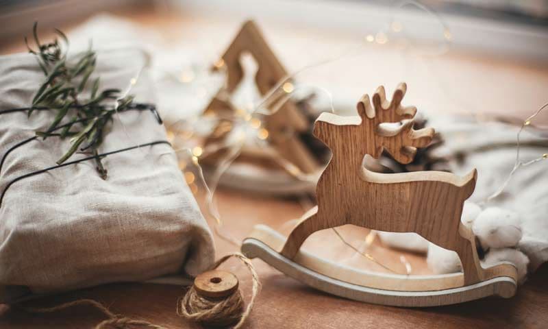 15 alternativas sostenibles para regalar esta Navidad