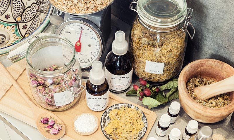 Cosmética sostenible que cuida de ti y del planeta