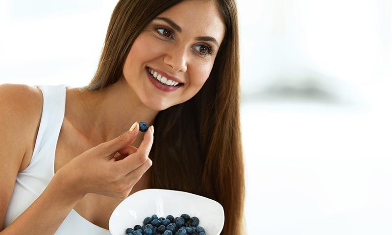 ¿Te falla la memoria? Estos son los alimentos que debes incluir en tu dieta