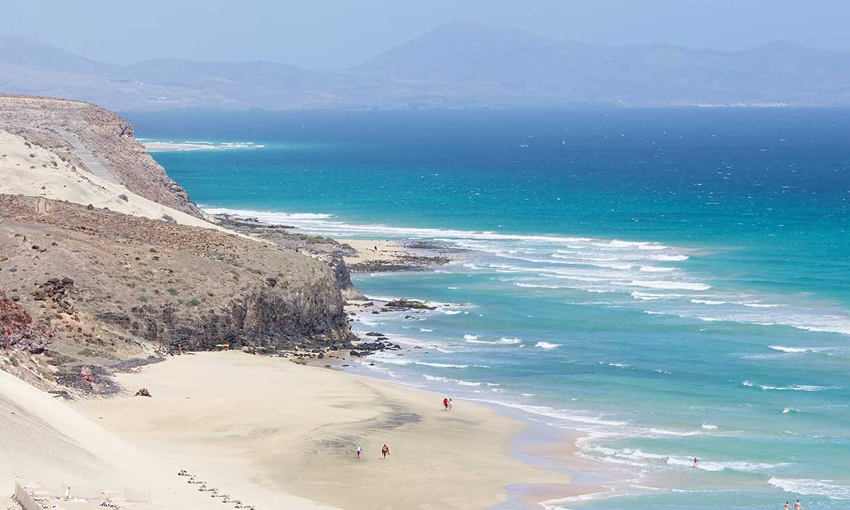 Amigos de lo ajeno ponen en peligro la playa de 'las palomitas' en la isla Fuerteventura