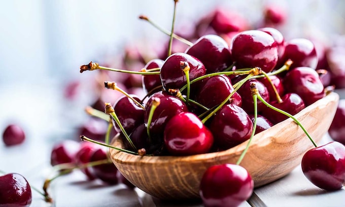 Cinco beneficios de las cerezas que les hacen irresistibles 