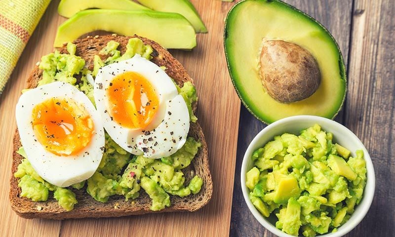 Conoce las propiedades del aceite de aguacate y sus beneficios en cosmética