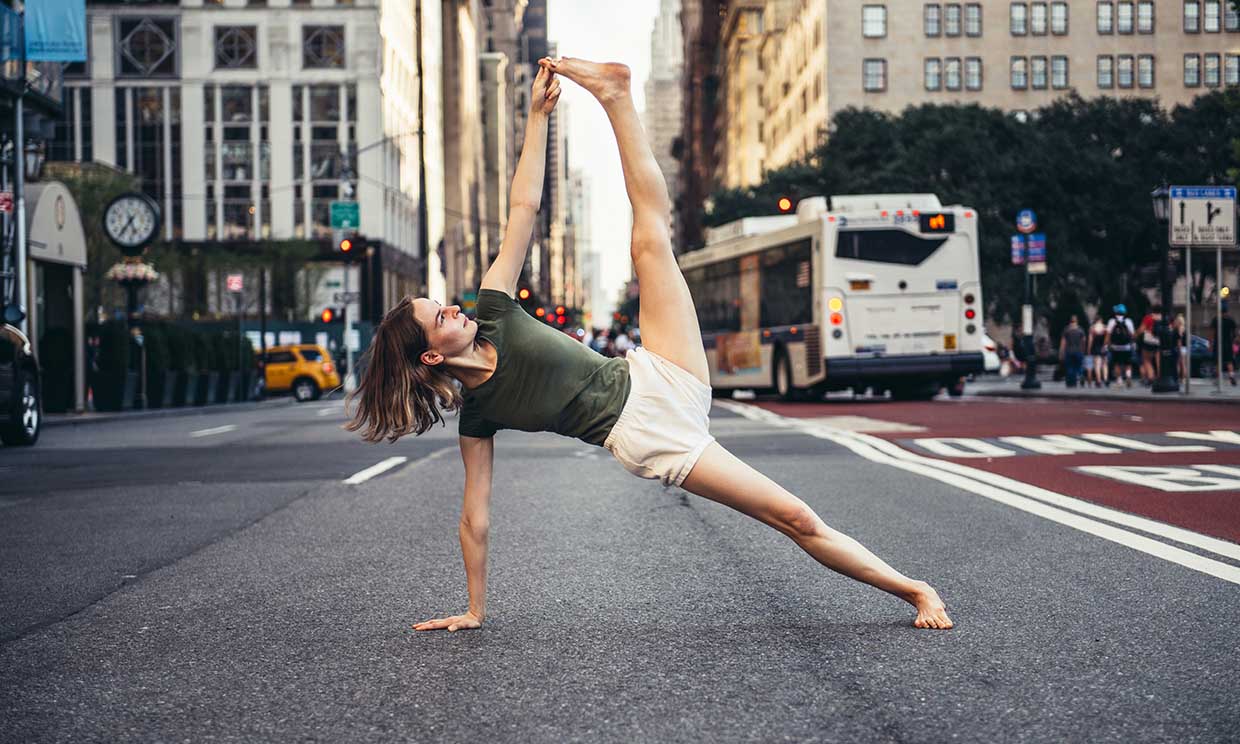 Disfruta de los beneficios de practicar yoga en lugares diferentes