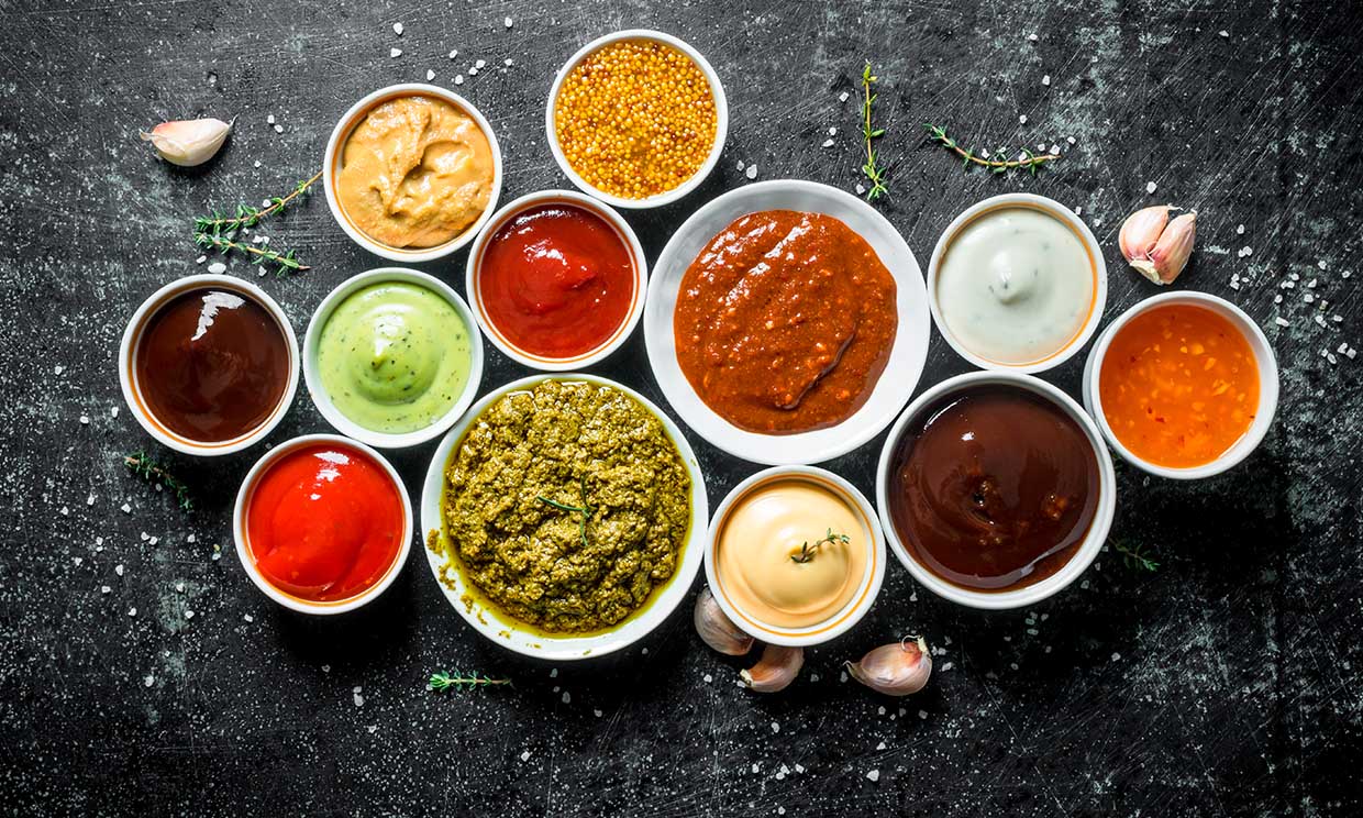 Alegra tus platos de verduras con estas salsas