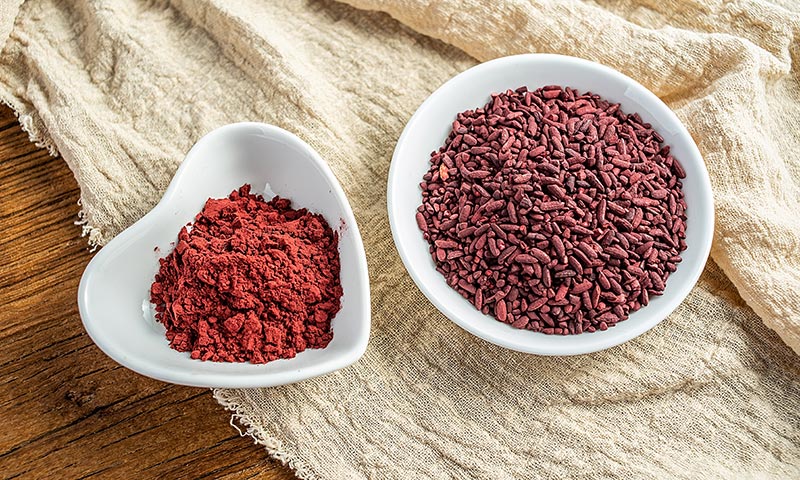 ¿Cómo funciona la levadura de arroz rojo para bajar el colesterol?